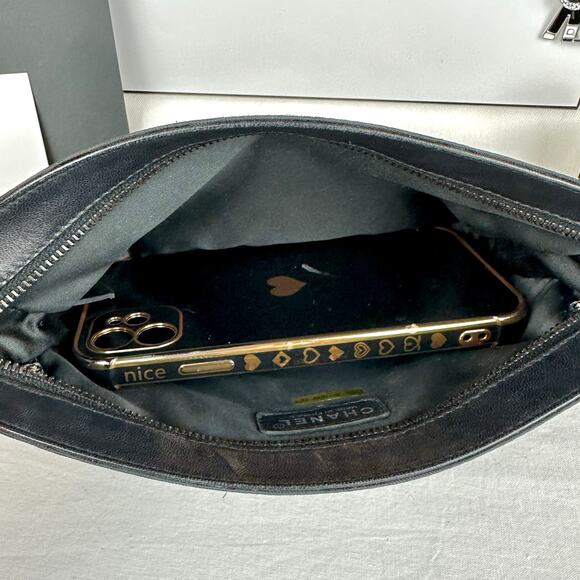 Chanel New Travel Line black canvas cosmetic pouch crossbody bag - Picture 15 of 15